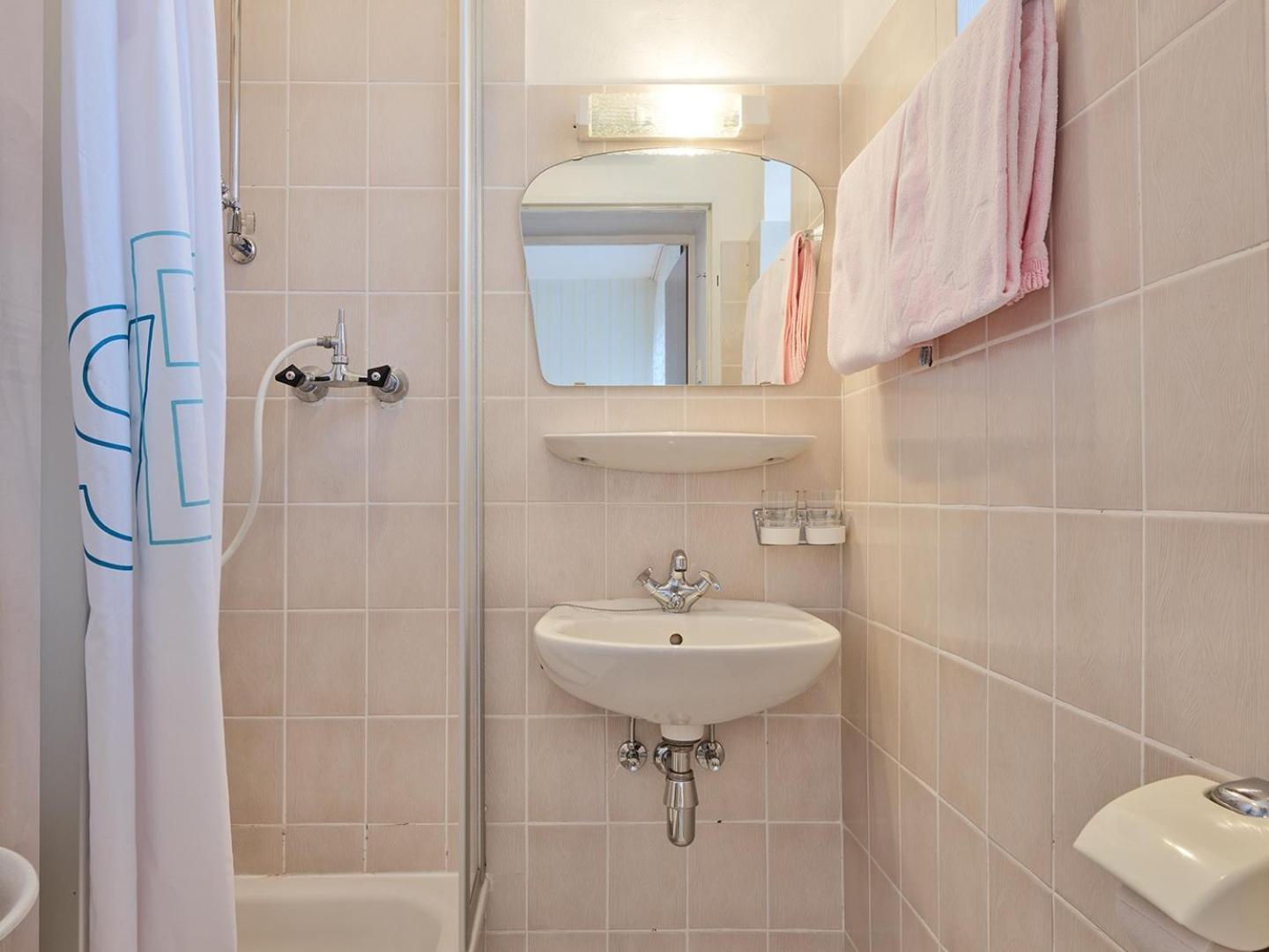 Pension zur Mühle Veldenz Zimmer foto